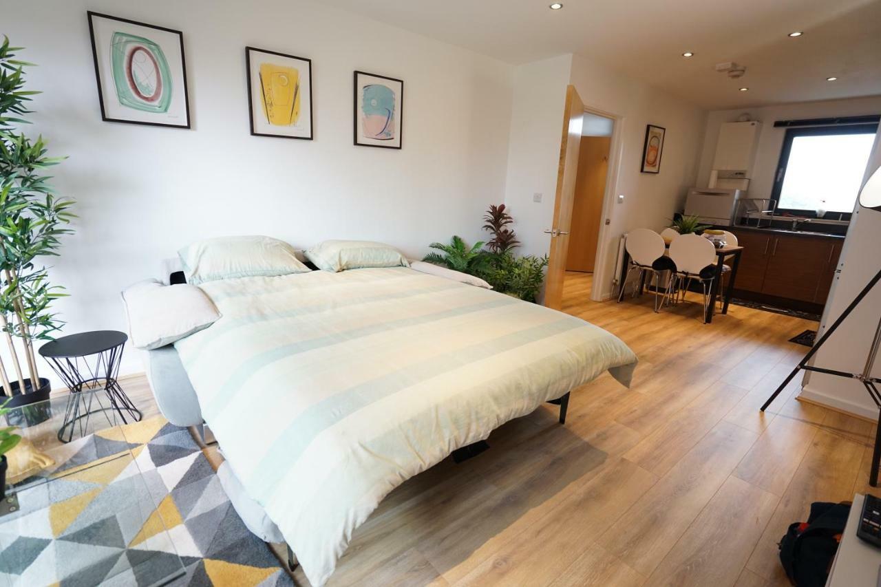 Perfectly Located Stunning Apartment Londra Esterno foto