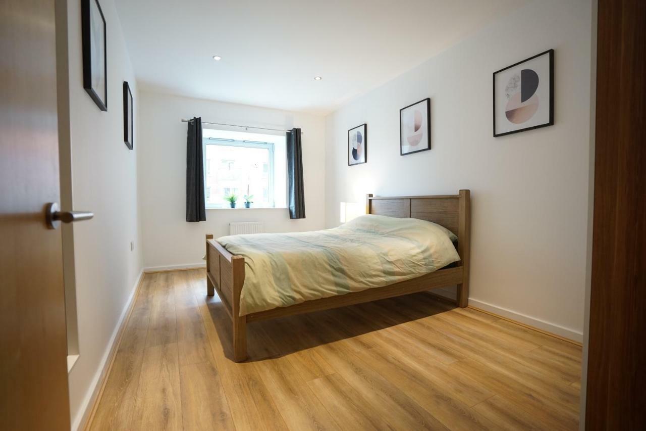 Perfectly Located Stunning Apartment Londra Esterno foto